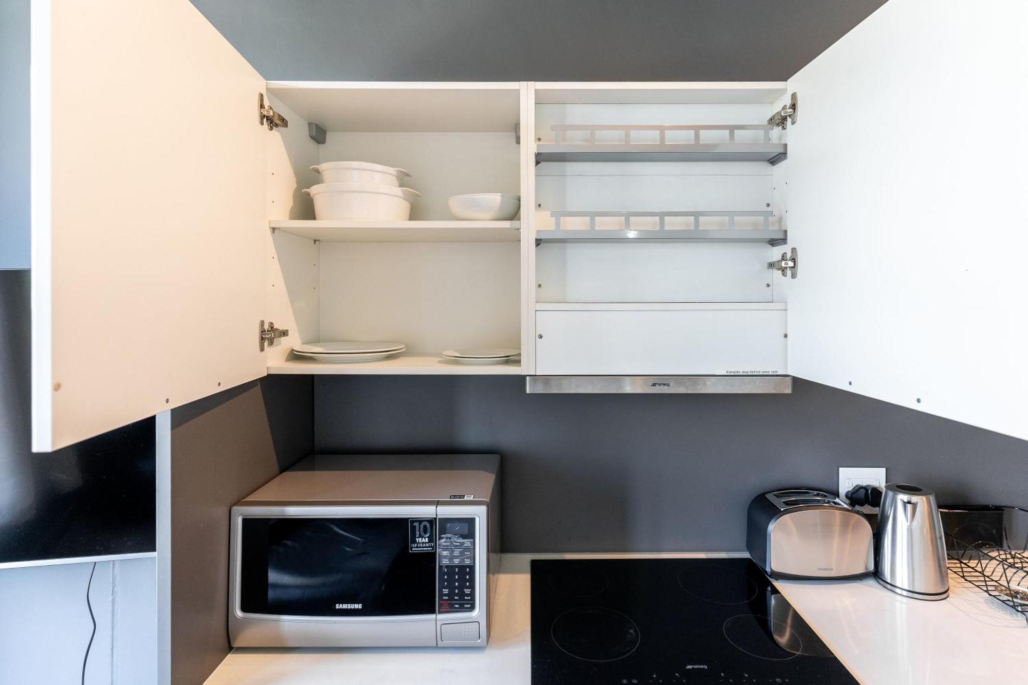 Wex624 - Spacious Modern Apartment-pool Bar Gym Appartement Kaapstad
