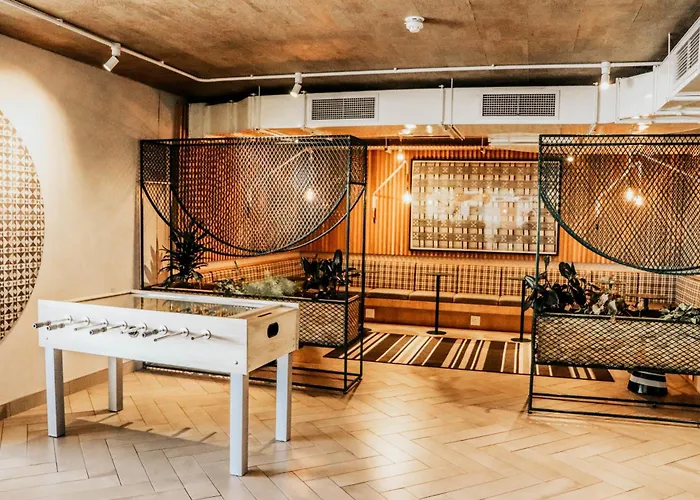 Wex624 - Spacious Modern Studio Apartment-Pool Bar Gym
